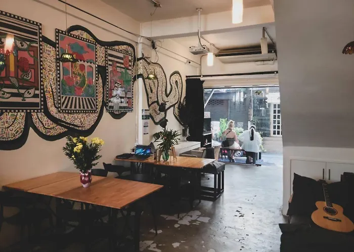 Hostel Holy Sheet Bangkok
